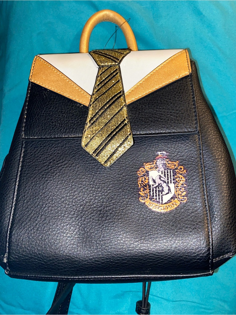 Danielle Nicole Hogwarts Gryffindor Hufflepuff Class Tie Mini-Backpack